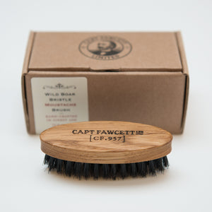 Brosse à moustache en poils de sanglier du capitaine Fawcett